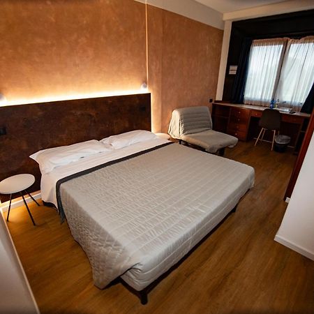 Hotel Sirena - B&B Cesenatico Kültér fotó