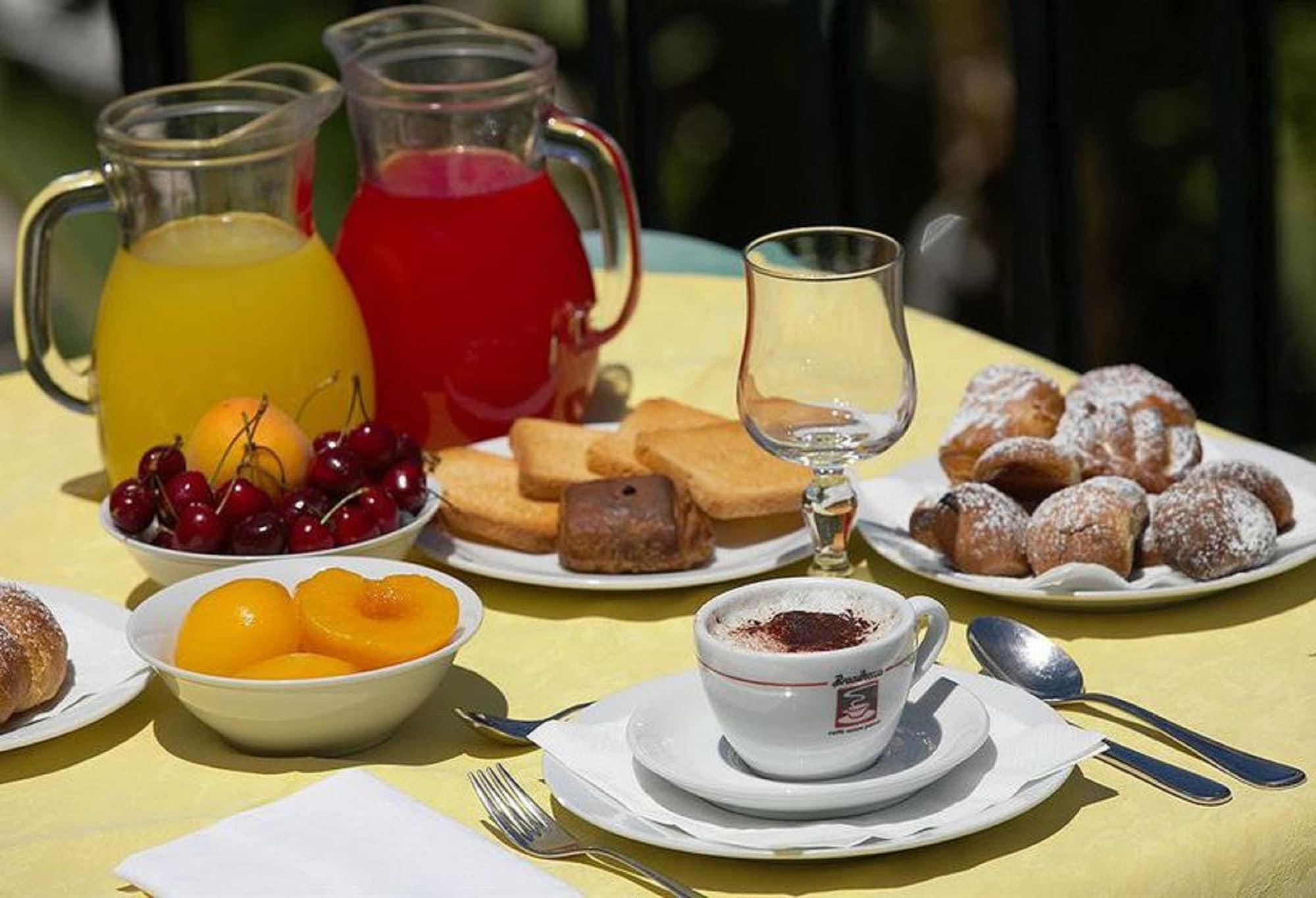 Hotel Sirena - B&B Cesenatico Kültér fotó
