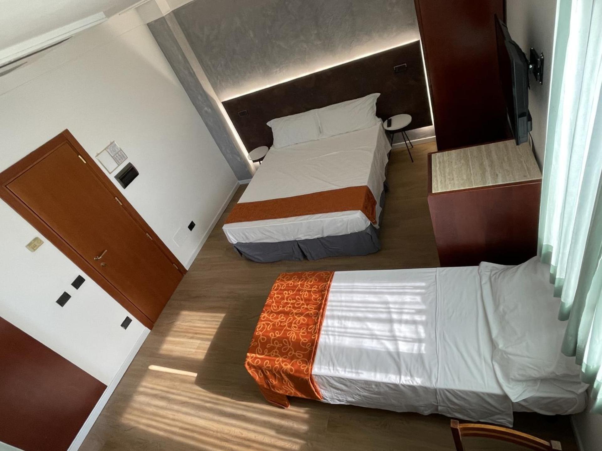 Hotel Sirena - B&B Cesenatico Kültér fotó
