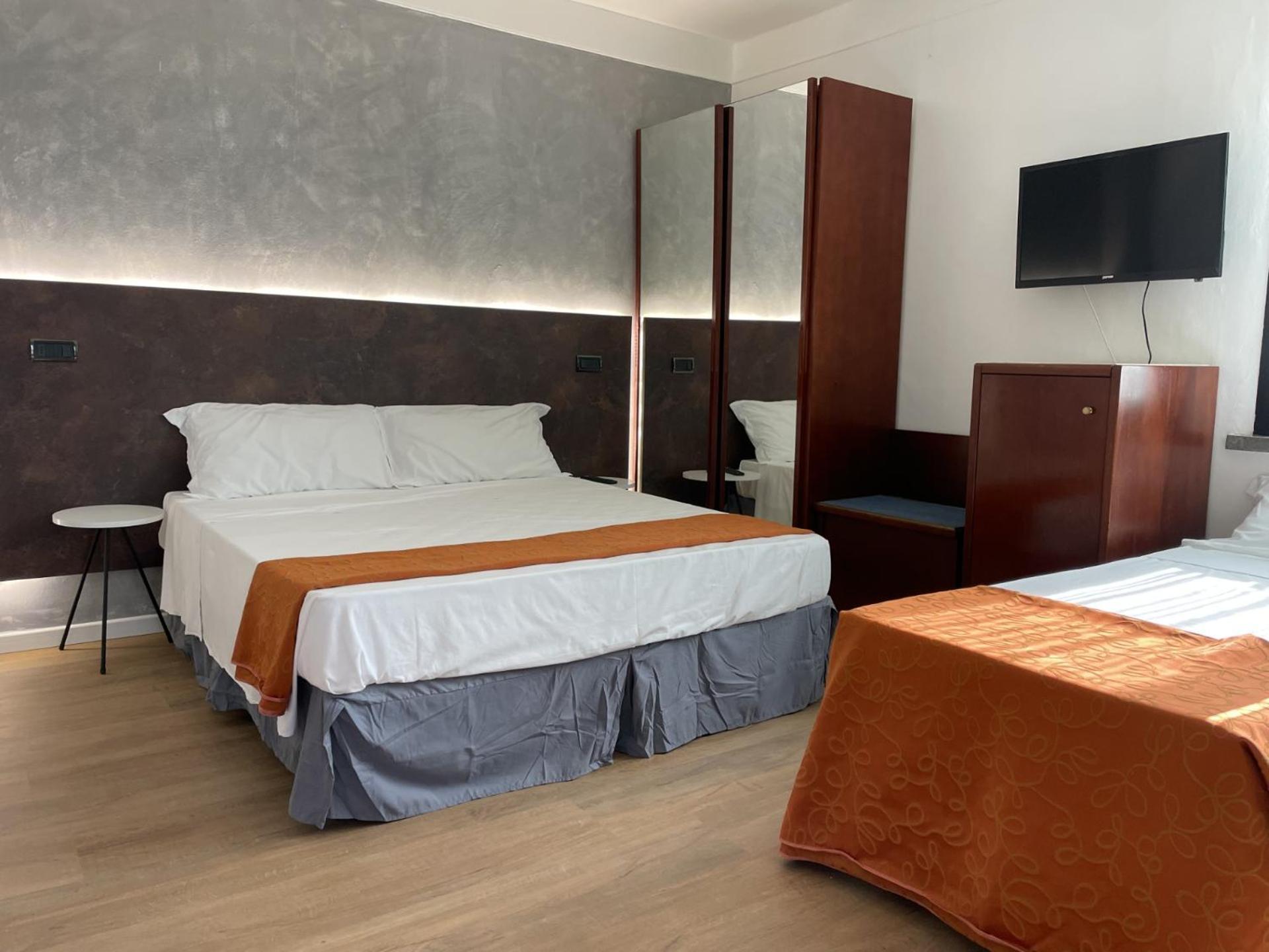 Hotel Sirena - B&B Cesenatico Kültér fotó