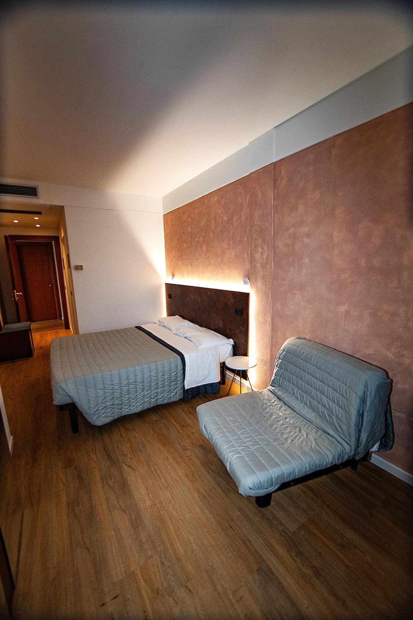 Hotel Sirena - B&B Cesenatico Kültér fotó
